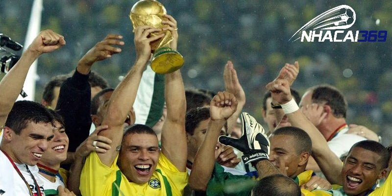 Lần gần nhất Brazil lên đỉnh bóng đá thế giới ở WC 2002 tại đất Châu Á