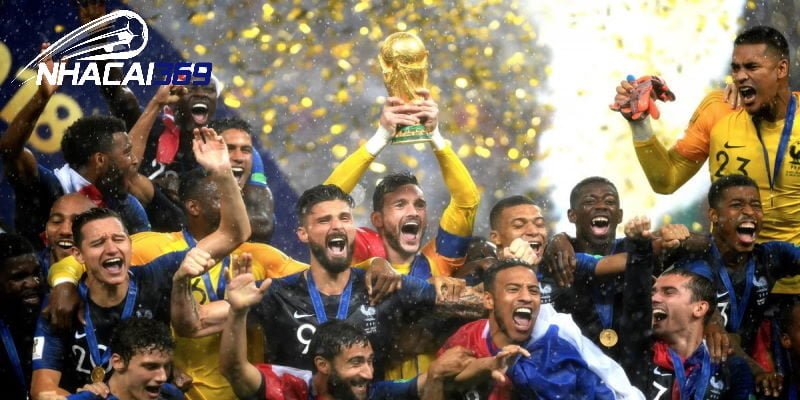 Tuyển Pháp duy trì vị thế trong top những đội bóng mạnh nhất thế giới